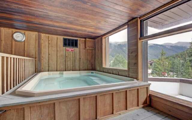 Mountain Plaza at Center Village by Copper Mountain Lodging