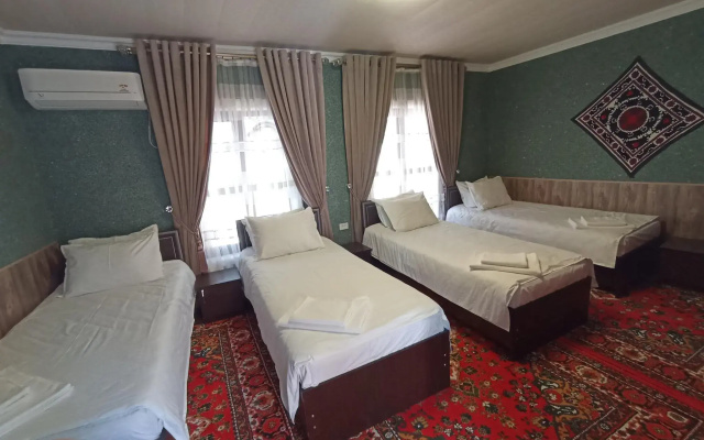 Oqsaroy Guest House