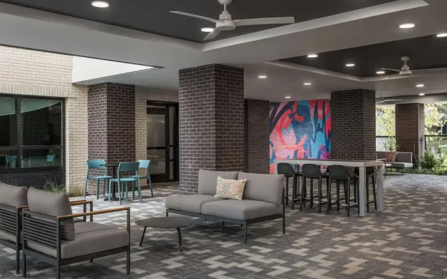 Home2 Suites by Hilton Austin East Side