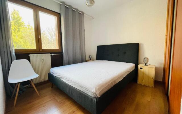 Appartement rénové à 200m de la plage + garage