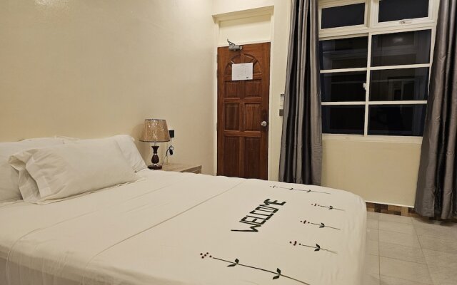 Island Luxury Fehendhoo