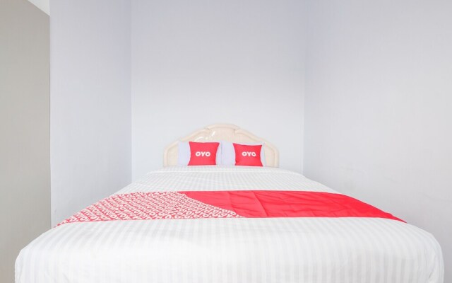 Zhafira Guest House by OYO Rooms