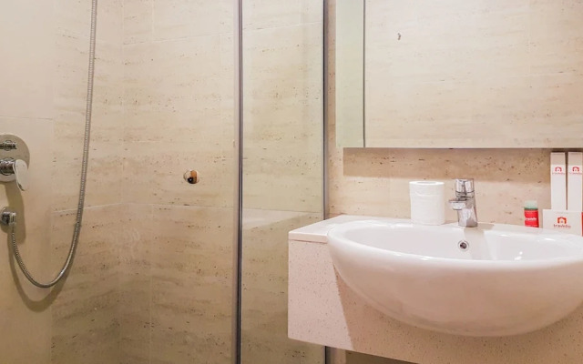 Cozy 1Br Apartment At Taman Anggrek Residence