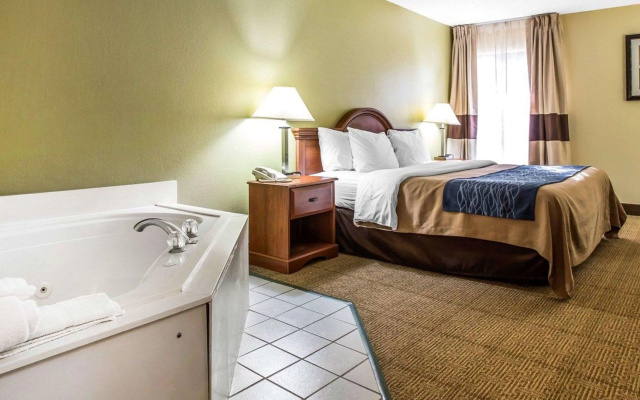 Quality Inn Darien - North Brunswick