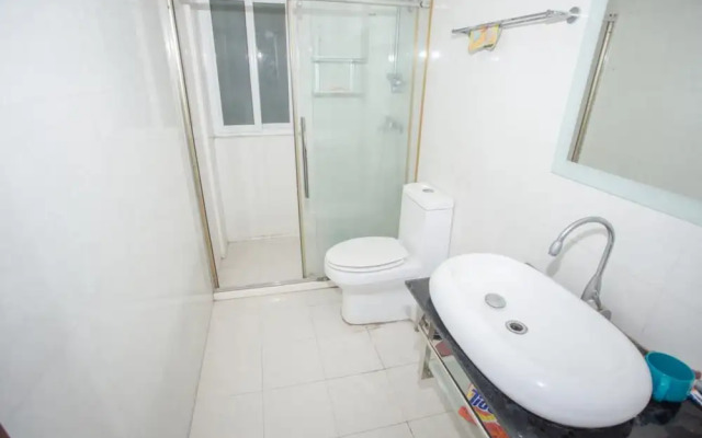 Laiyin Garden City Hostel