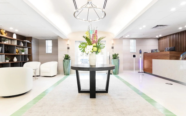 Iberostar Waves Miami Beach