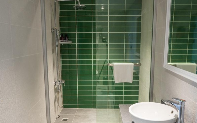GreenTree Inn Express Suzhou Luzhi Ancient Town Scenic Area Xiaoshi Road – Bathroom – Suzhou