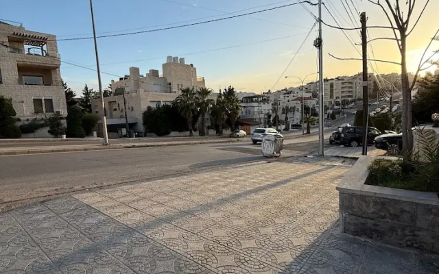 Charming Amman Apartment for Rent - Entire House