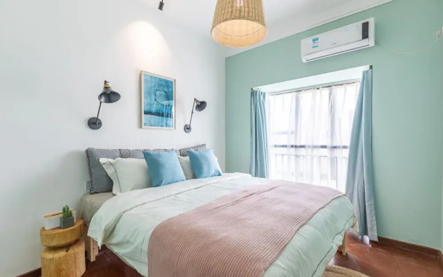Locals Boutique Apartment Qianshan No.13