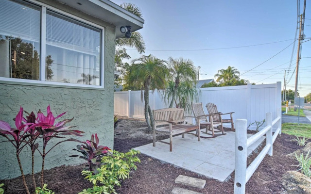 Vibrant Dunedin Getaway w/ Furnished Patio!