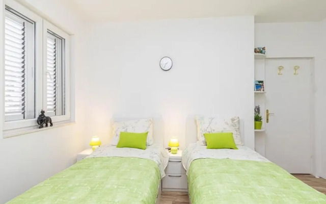 Ivica - sea View - A1