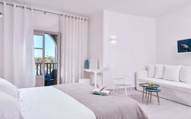Santo Miramare Resort