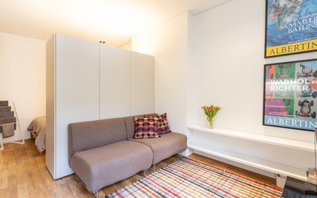 Modern | Central | Private flat