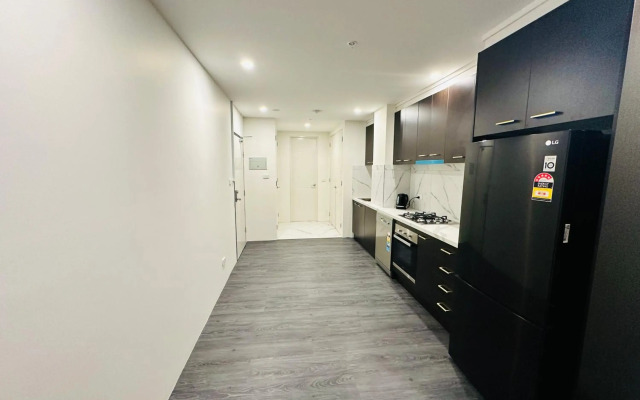 City Edge Dandenong Apartment Hotel