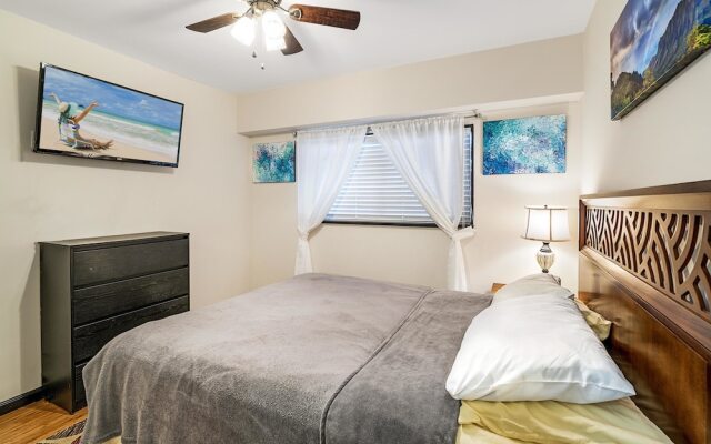Kona Plaza 112 - 2 Br Condo