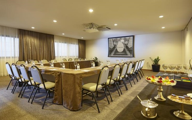 L'Hotel PortoBay São Paulo