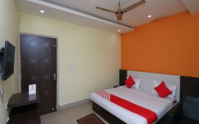 OYO 15568 Khandagiri Guest House