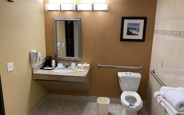 Quality Inn Near Walden Galleria Mall