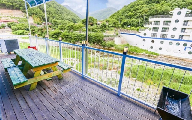 Yangsan Doyeon Valley Pension