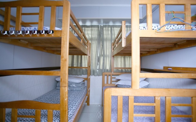 H.K Commercial Inn – Guest Rooms – Hong Kong