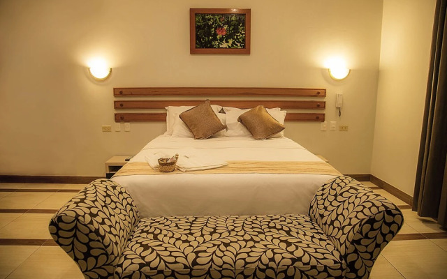 SUMAJ Casa Hotel