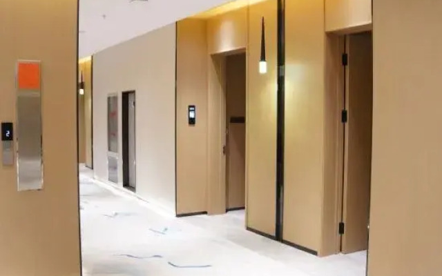 Xiong'an Aquarium Light Luxury Hotel