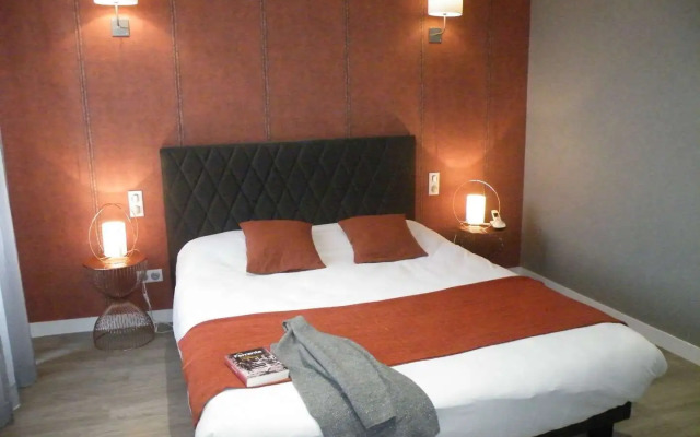 Brit Hotel Roanne - Le Grand Hotel