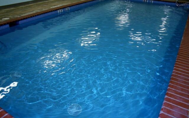 Evergreen Inn and Suites