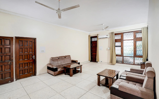 Hotel O Sector 21 Faridabad