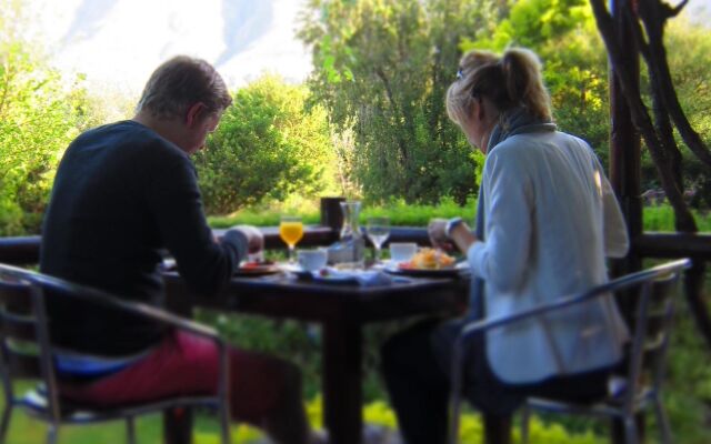 Aan de Oever Guesthouse