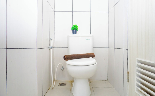 Basic Look 2Br Apartment At Grand Kamala Lagoon