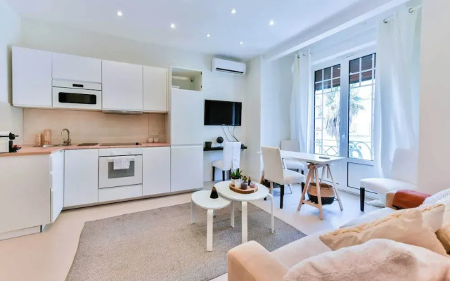 Nice Apartment Juan-les-pins - 300m Beach