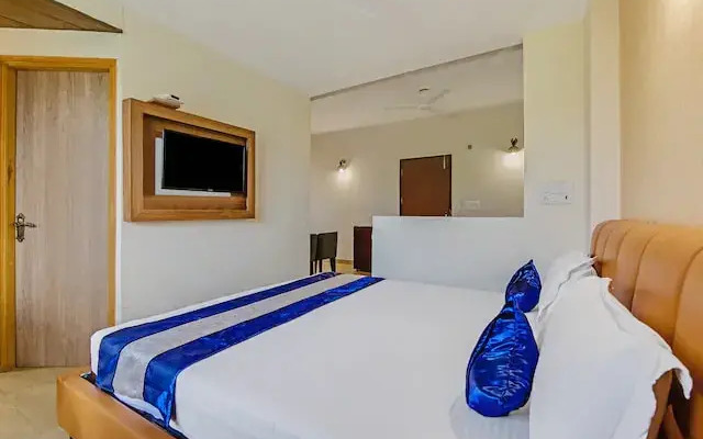 Palette - Orchid Residency