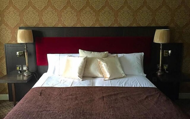 Burren Atlantic Hotel & Holiday Village