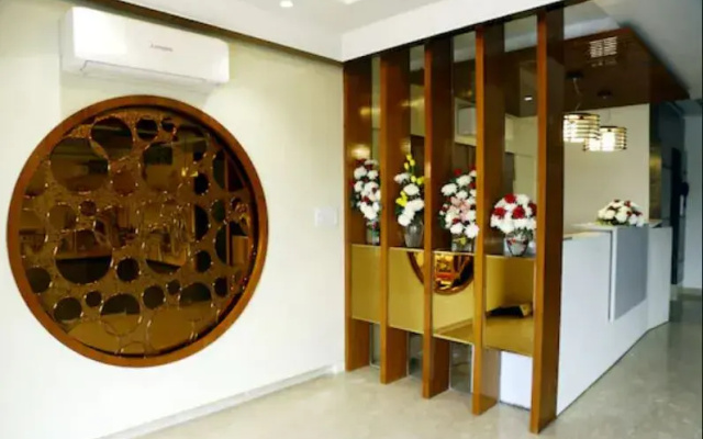 Awadh Inn