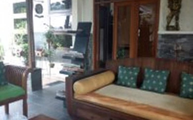 Kembang Guest House