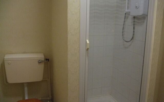 Almar Hotel