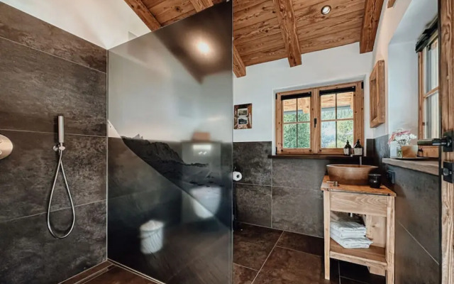 Chalet Nordic Modern Retreat