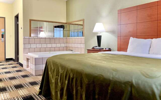 Quality Inn & Suites Wisconsin Dells Downtown - Waterparks Area