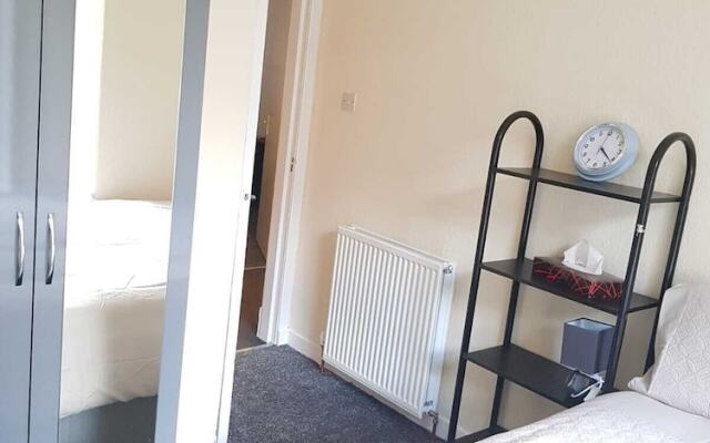 Convenient, Clean And Comfortable Flat #2