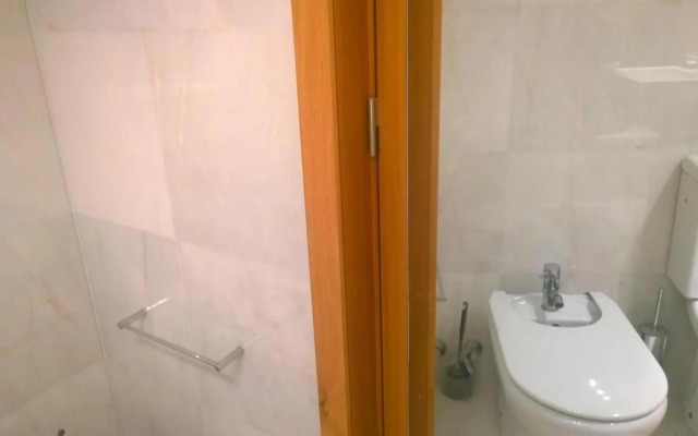 Marginal Luminous Beach Apartment