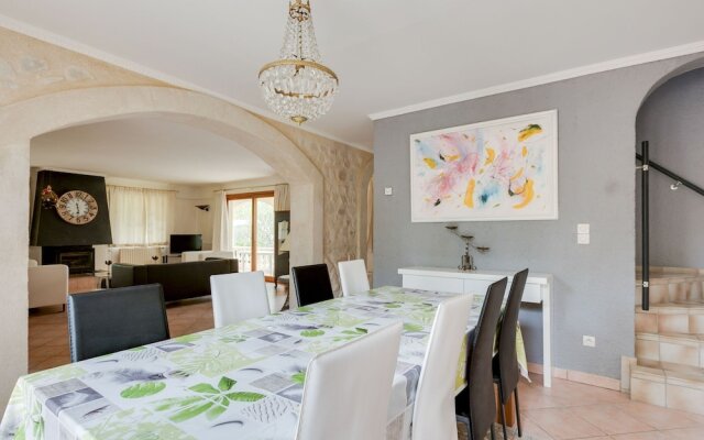 Lovely Villa in Soleil d'Oc with Swimming Pool
