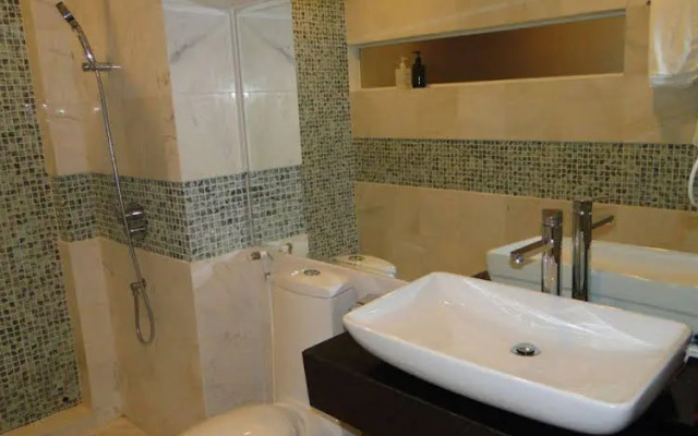 Palms Garden Hotel near SECC