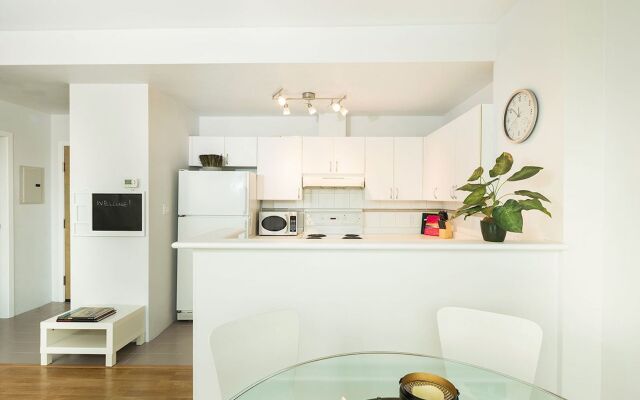 Central 1BR in Downtown Vancouver by Sonder