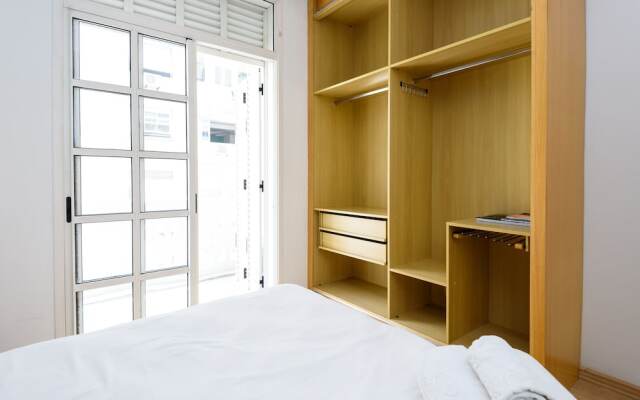 Omar do Rio - Apartamento SB703