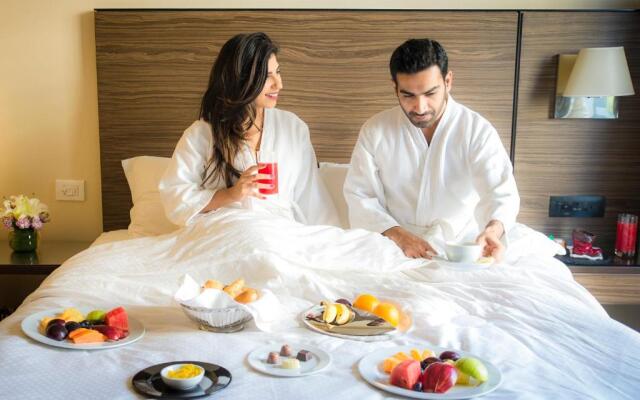 Grand Hyatt Mumbai Hotel and Serviced Apartments