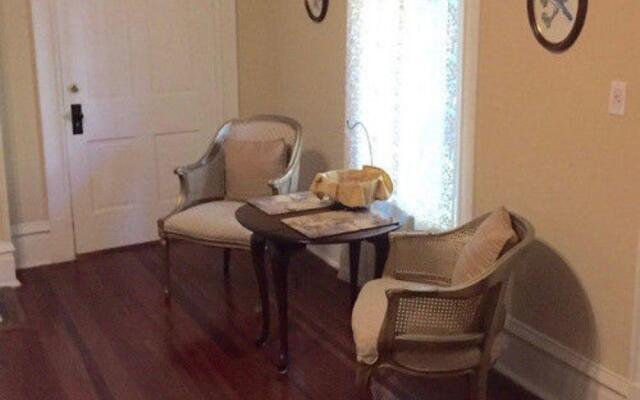 Collina Plantation Inn