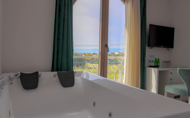 Cunda Rota Hotel