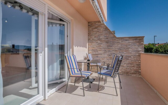 Beautiful Home in Brzac With Wifi and 2 Bedrooms