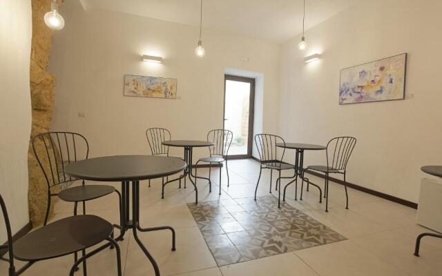 Cortile Baronello